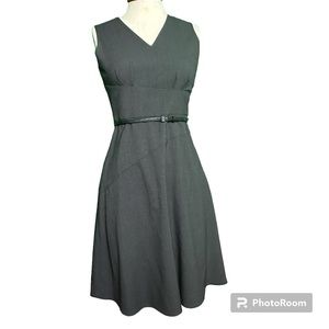 Calvin Klein Women's Gray V-Neck Pleated Sleeveless ALine Dress Size 2.